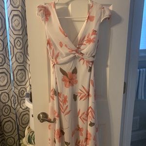 Floral sundress no smoking no pet home